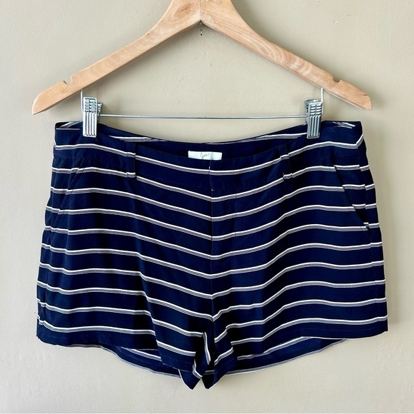 Joie Striped Silk Shorts Black and White Stripe Size 8 - Picture 3 of 7